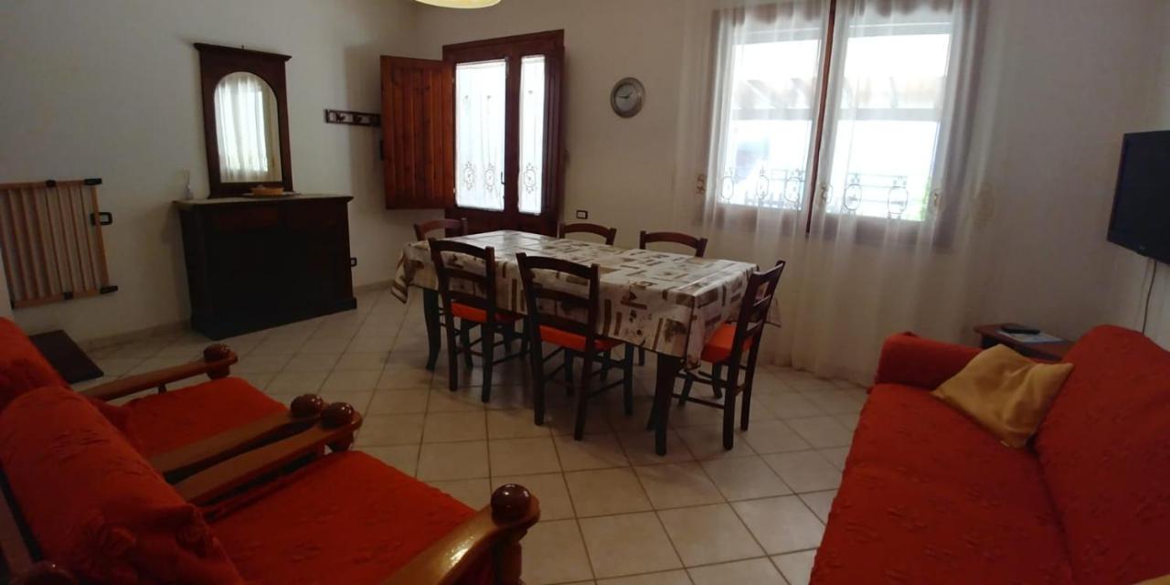 Casa Giovanna Porto Pino Buitenkant foto