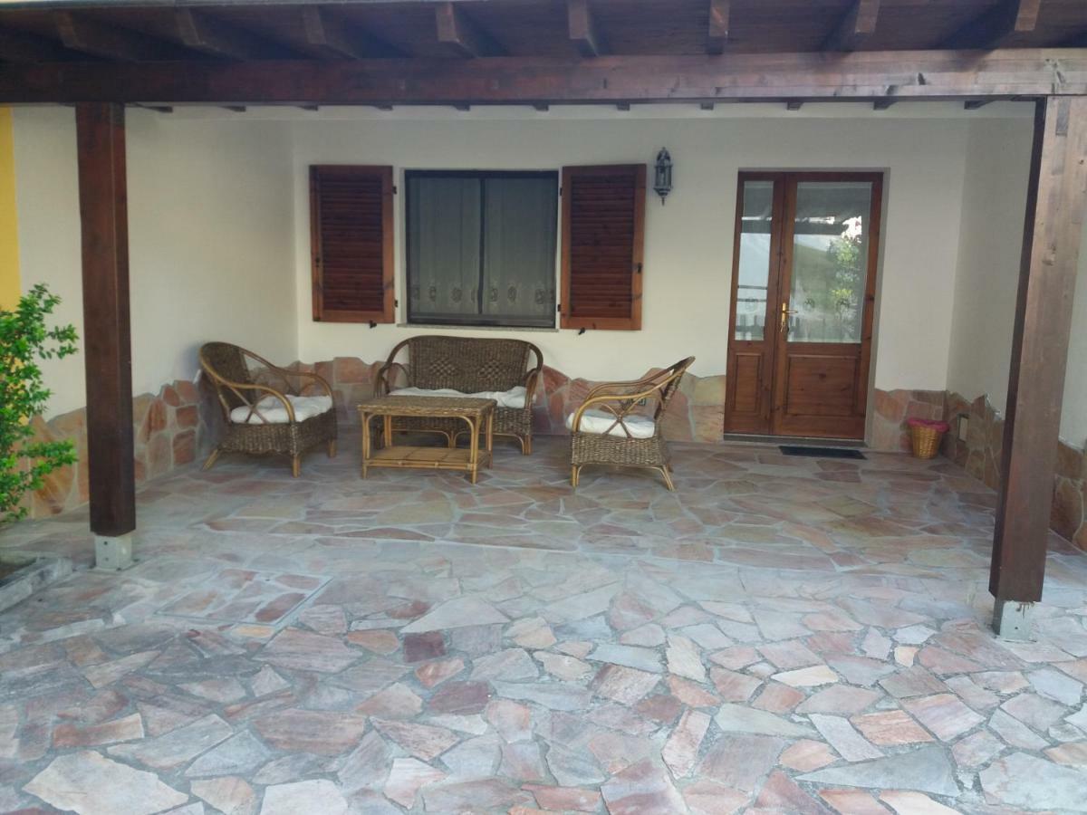 Casa Giovanna Porto Pino Buitenkant foto